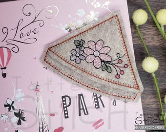 SPRING DAISIES Corner BOOKMARK - Embroidery  - Book Lover,  Daisy, Flowers Bookmark - Downloadable Machine Embroidery - Light Fill Stitch