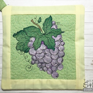 GRAPES POT HOLDER Embroidery -  Fruit, Grapes, Kitchen, Fruit Embroidery -  Downloadable Machine Embroidery - Light Fill Stitch