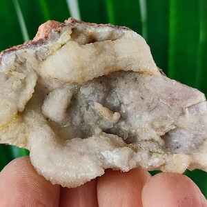Chalcedony from Morocco,Morocco Minerals and Crystals,Vanadinite Crystal, color,Cluster Vanadinite,Crystal,Christmas Gifts,Original