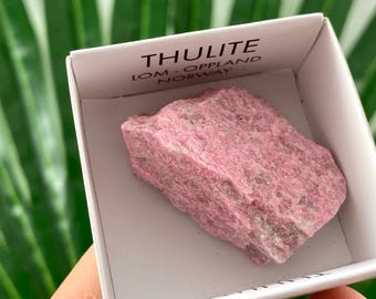Thulite, Pink 2.44 Kg (23.77 Euro/kg), Rarity From Norway, Thulite