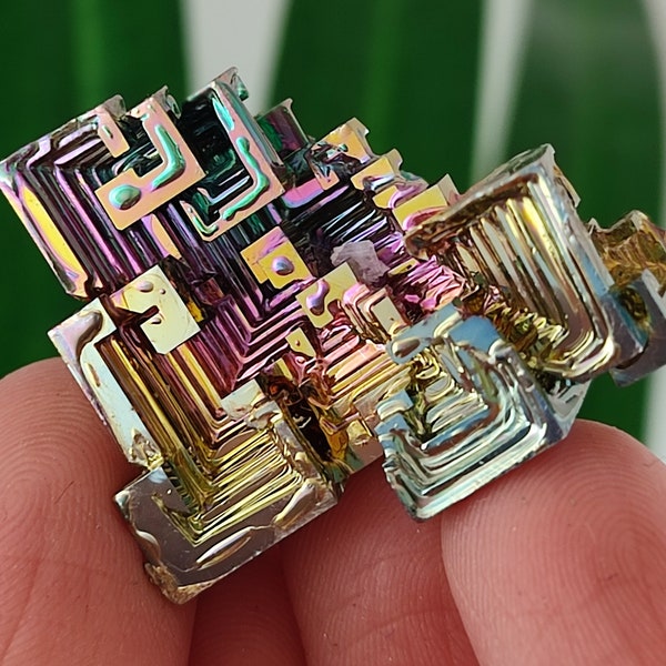 Erstaunlicher Regenbogen Bismuth Cluster, Bismuth Specimen, Bismutkristall, Labor gewachsener Stein, Wohnkultur, bunter Kristall, Bismuth, Wismuth Bunt