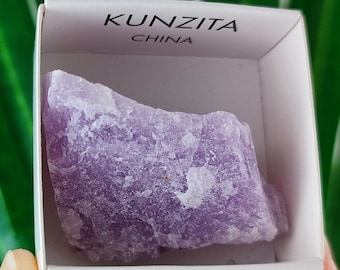 Beautiful Kunzite Crystal from China Natural Raw Pink,Mineralcollection Spodumene,Pink Crystal, Kunzite Mineral,Kunzite Stone,Gemstone,N106