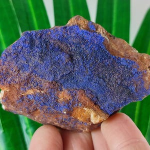Sehr schöner Azurit aus Marokko, Naturkristall, Wohnkultur, Energiekristall, Cluster, Mineralien und Kristalle, besonderes Geschenk, blauer Kristall,
