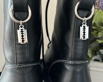 Amuletos para botas con cuchillas de afeitar / Tatuaje de punk rock, emo y metal alternativo
