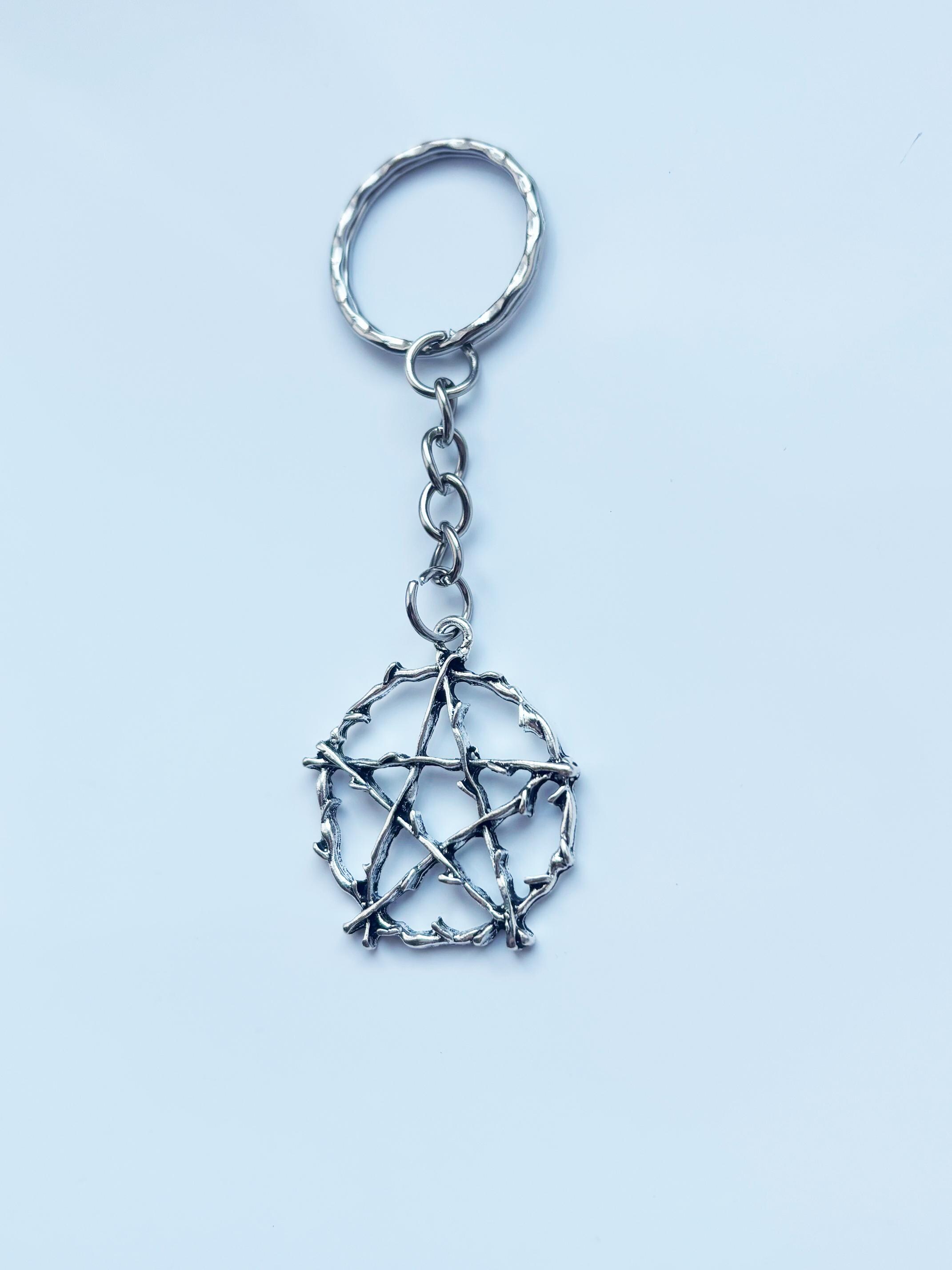 Barbed Pentagram Keyring / Keychain | Alt Goth Emo Y2k Punk Rock Metal ...