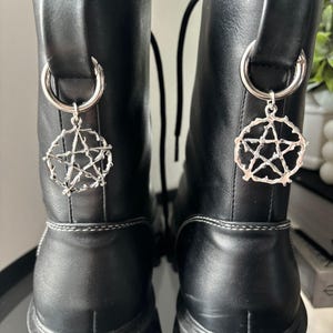 Pentakel Boot Anhänger | Alt Tattoo PunkRock Gothic