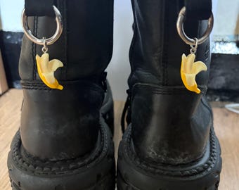 Colgantes de botas de plátano / Colgantes góticos de metal alternativo para botas Martens