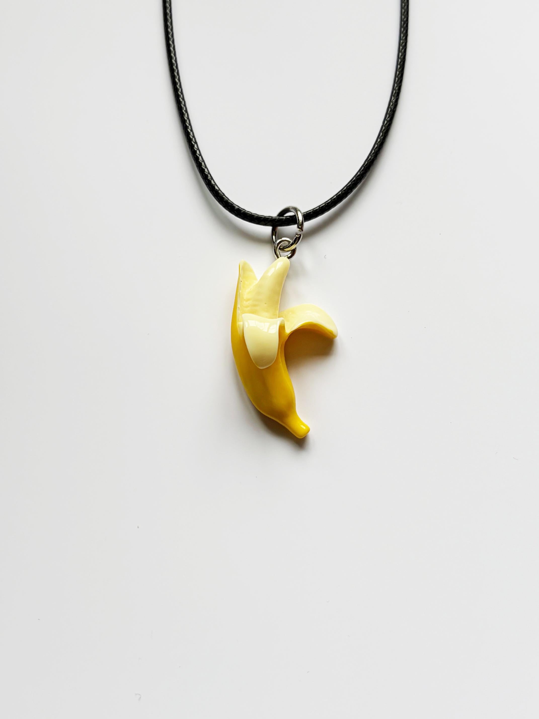 バナナネックレス - Etsy 日本