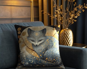 Cojín decorativo nocturno con diseño de zorro estrellado / Arte de luna mística / Cojín decorativo de fantasía del bosque