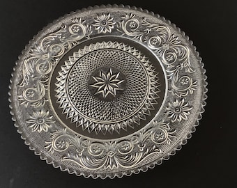 Vintage Duncan & Miller “Early American Sandwich Pattern” #41 Luncheon Plate 8”