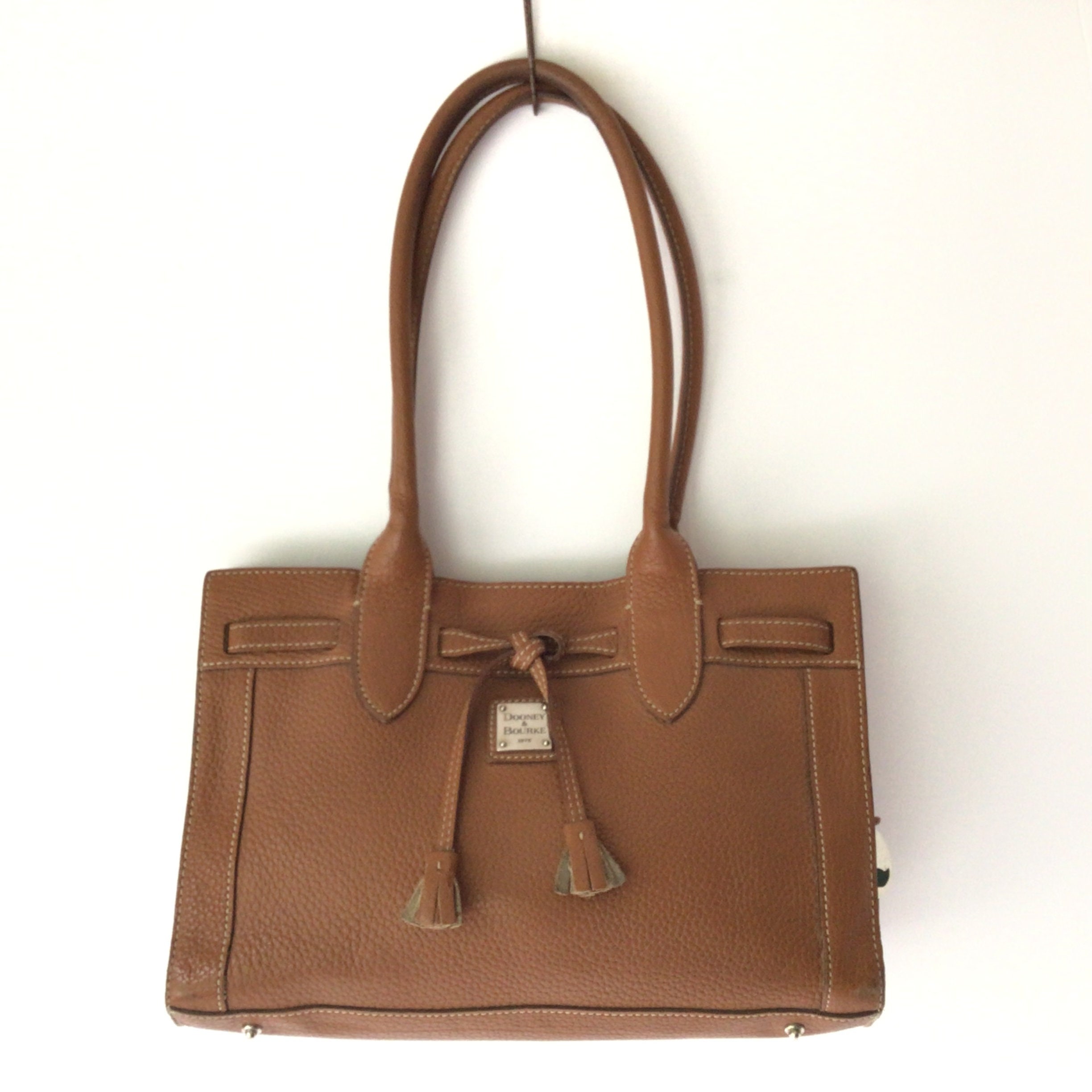 Vintage Dooney & Bourke Tan and Brown Leather Shoulder Bag Solid Brass –  Stylized Thrift Boutique