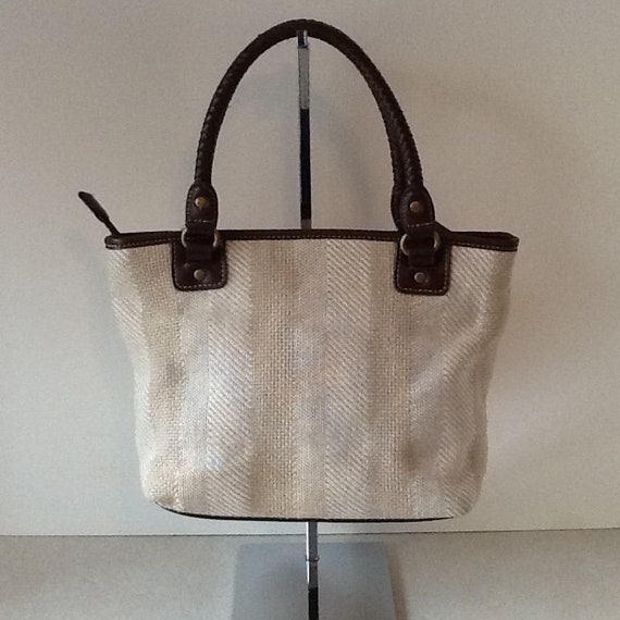 relic tote