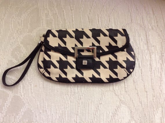 liz claiborne clutch