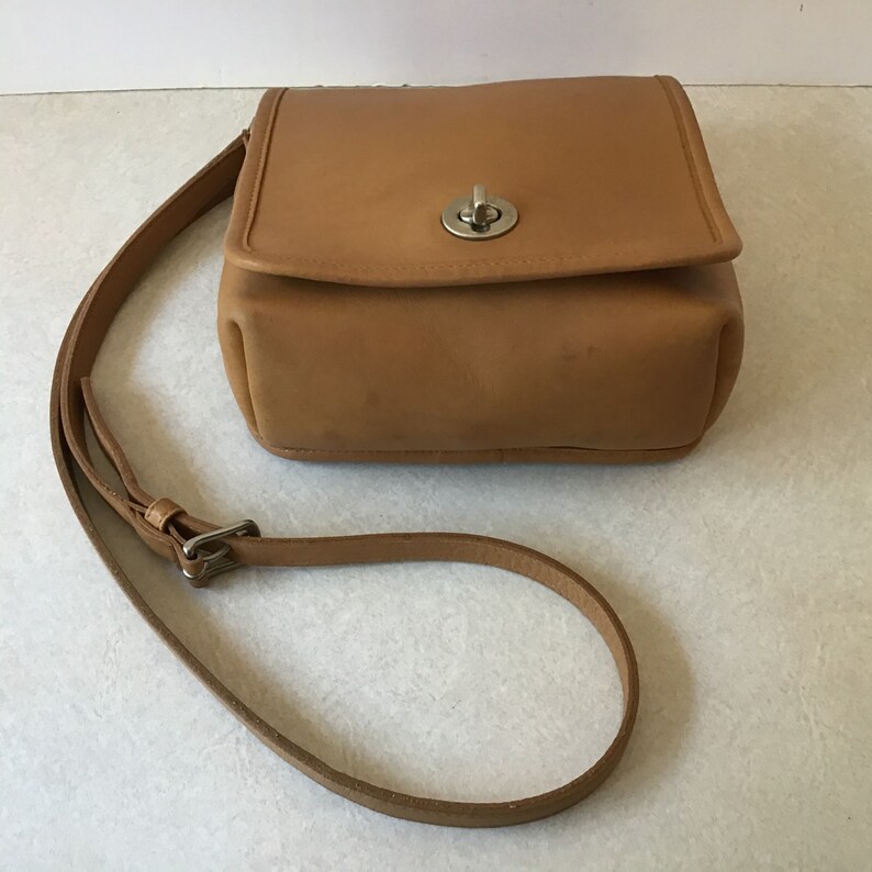 winnie the pooh dooney & bourke wallet