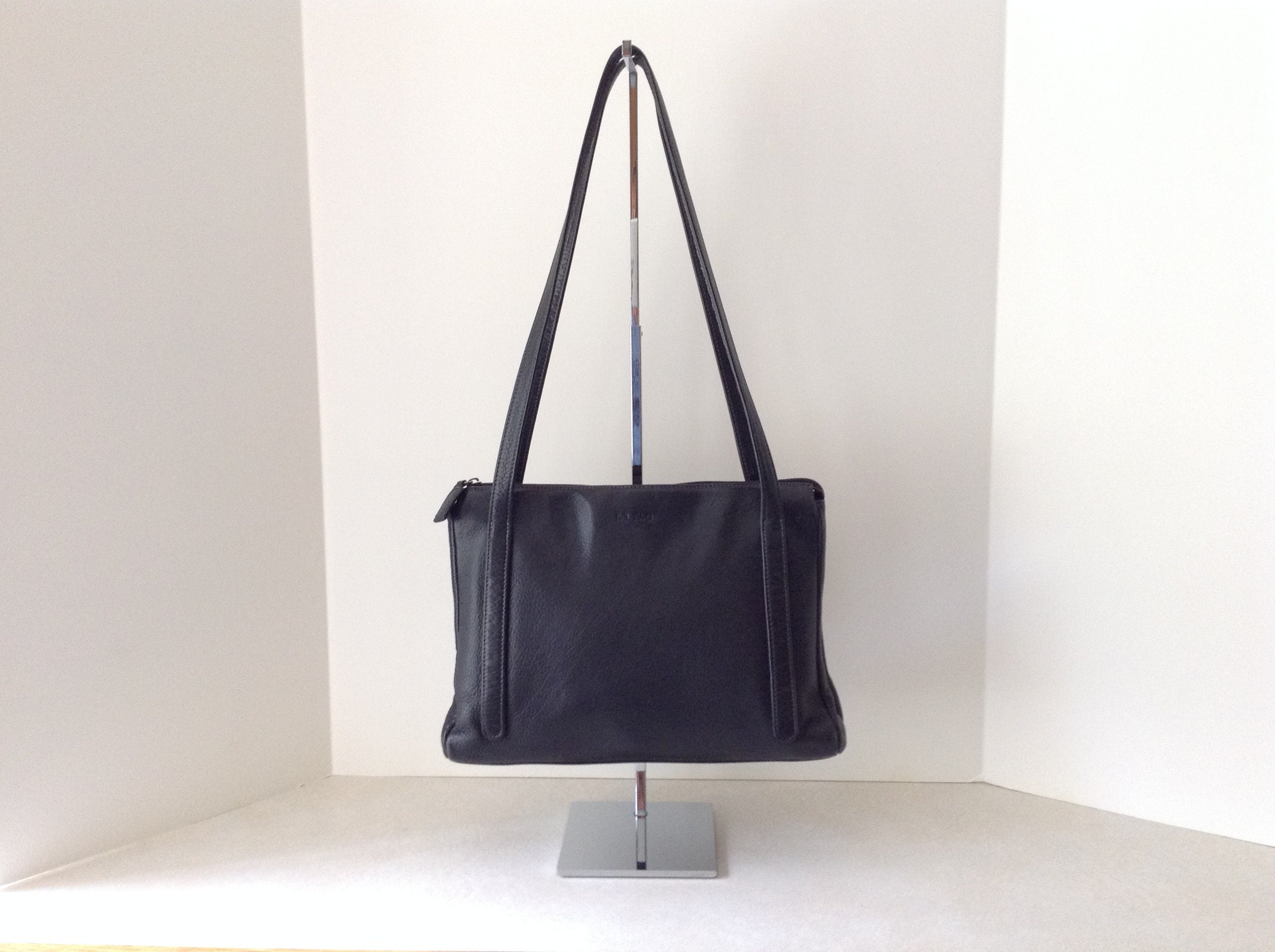 tignanello leather shoulder bags