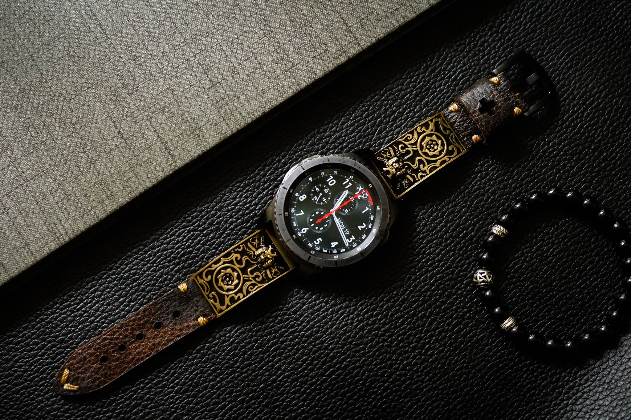 samsung gear watch pink