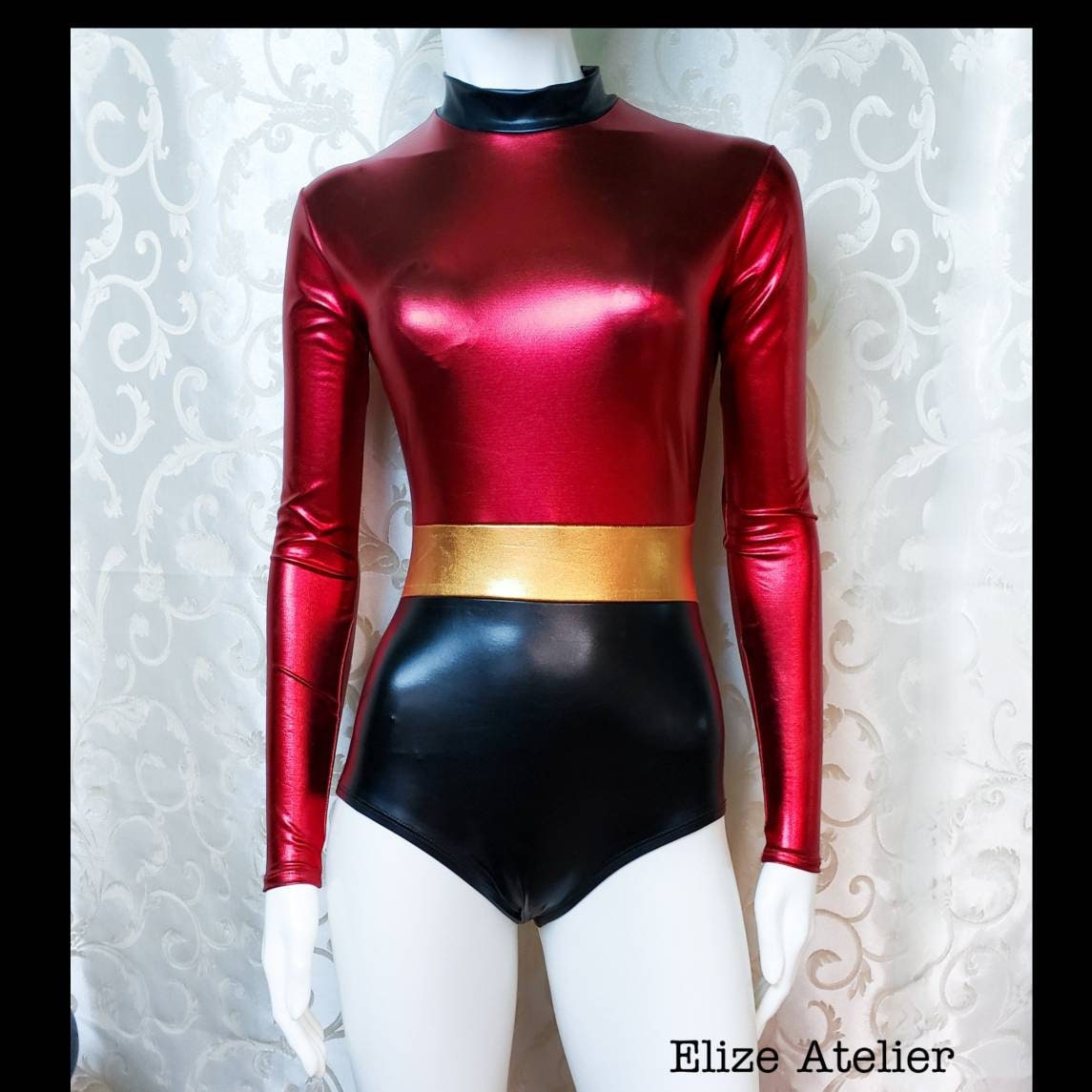 girls red turtleneck