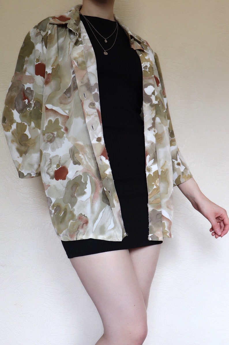 Vintage mid sleeve oversized shirt with floral brown water colour flowers