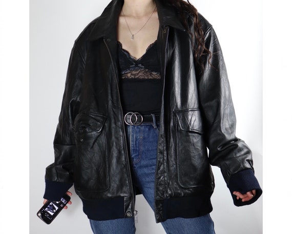 Vintage XL black zip up leather jacket