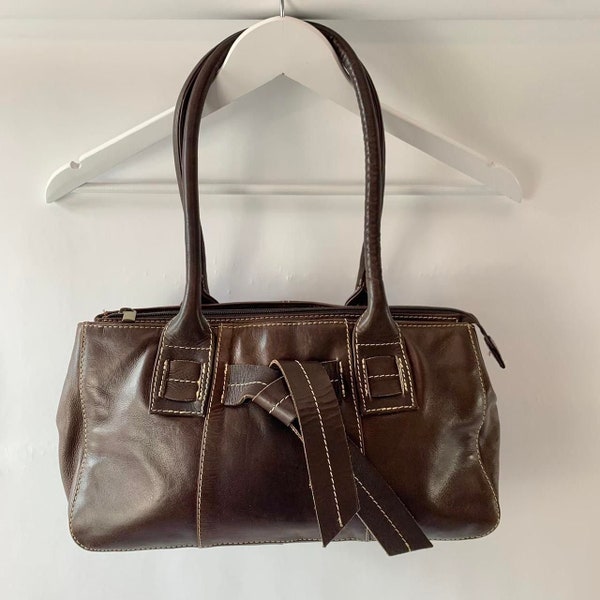 00's brown leather shoulder bag