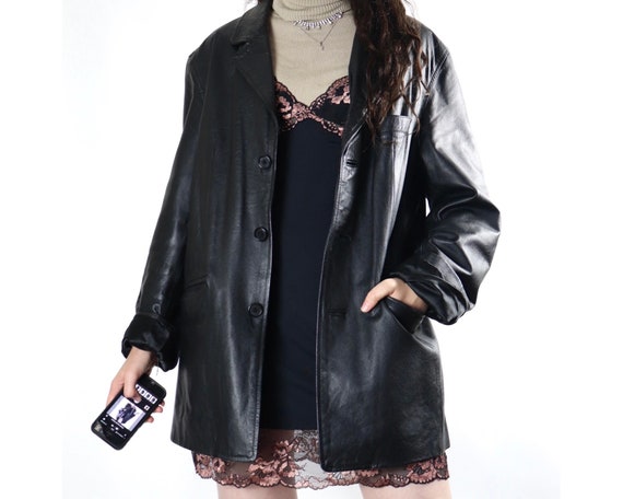 Vintage black button up blazer style leather jacke
