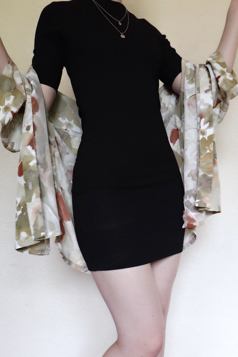 Vintage mid sleeve oversized shirt with floral brown water colour flowers