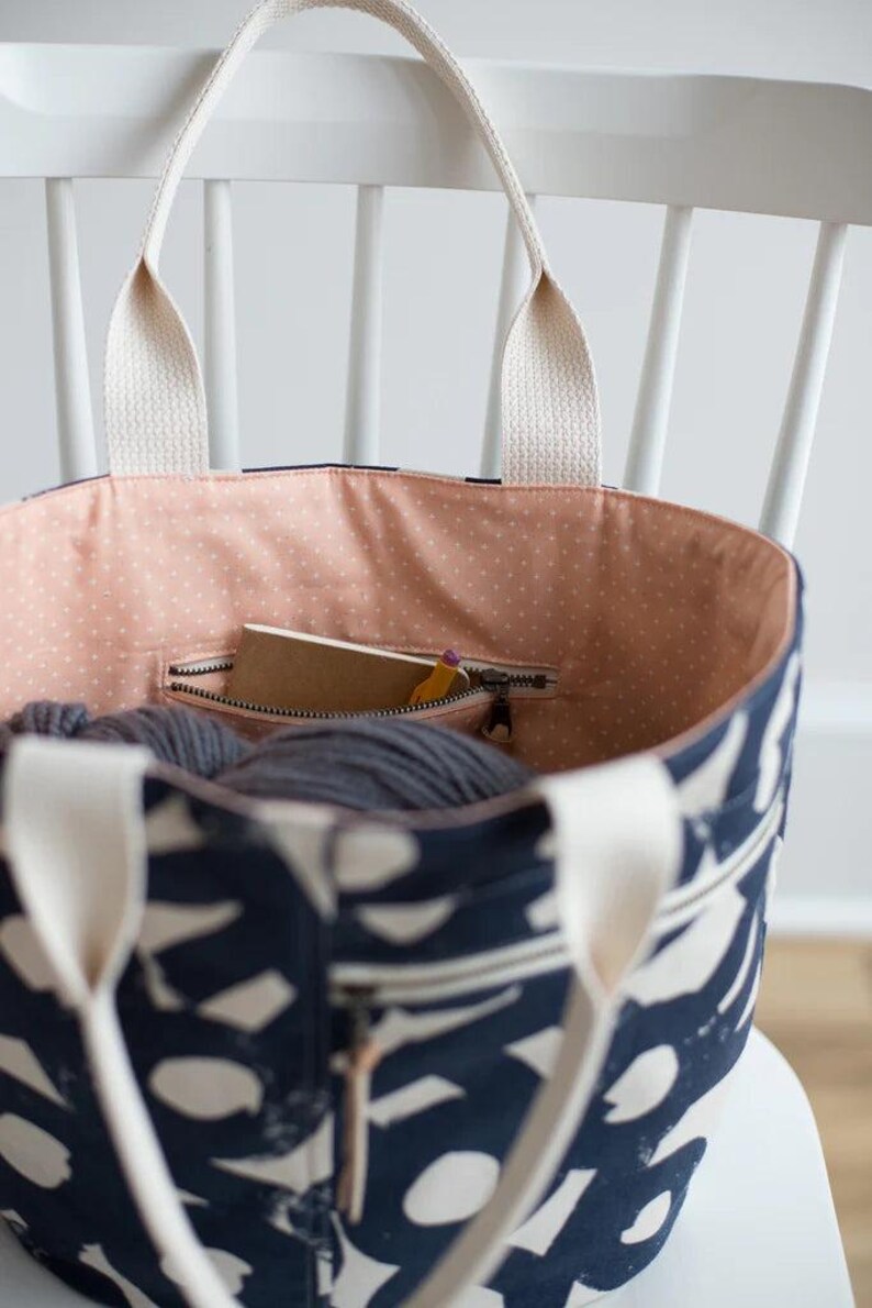 Crescent Tote Bag Printed Sewing Pattern by Noodlehead - Etsy