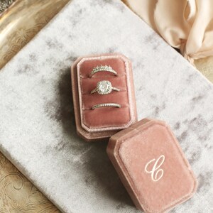 Three Ring Box for Wedding Ceremony, Mauve Velvet Ring Box 3 Slots ...