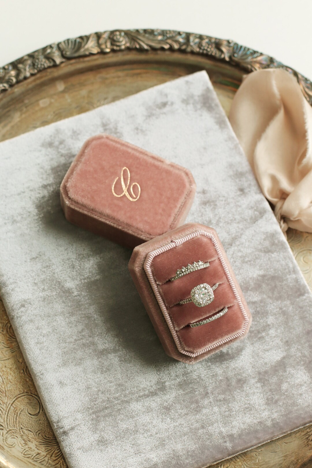 Three Ring Box for Wedding Ceremony, Mauve Velvet Ring Box 3 Slots ...
