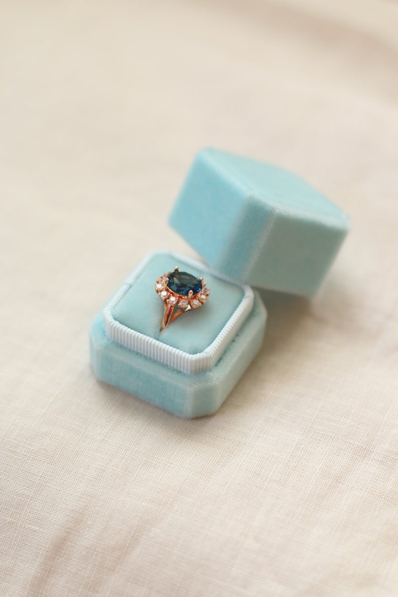 Blue velvet ring box for wedding band , Heirloom ring storage, Wedding ring holder image 7