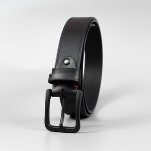 Personalised handmade 35mm wide black full-grain leather mens belt Modena with free personalisation and minimalist gift box image 2