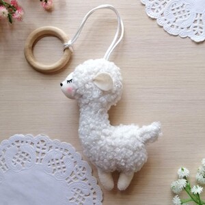 Brinquedos de ginástica para bebês, Brinquedo de ginástica Montessori, Brinquedos de ginástica suspensos para bebês, Brinquedos Boucle para bebês, Móbile Boucle para bebês, Lama, Nuvem, Flor, Urso, Lua imagem 5