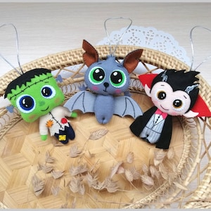 Halloween felt ornaments, Felt halloween, Halloween plush, Halloween banner, Halloween bat, Kawaii halloween, Dracula, Frankenstein, Vampire