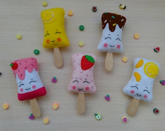 フェルトの知育玩具「自家製アイスクリーム」とワッフルコーン。細かい