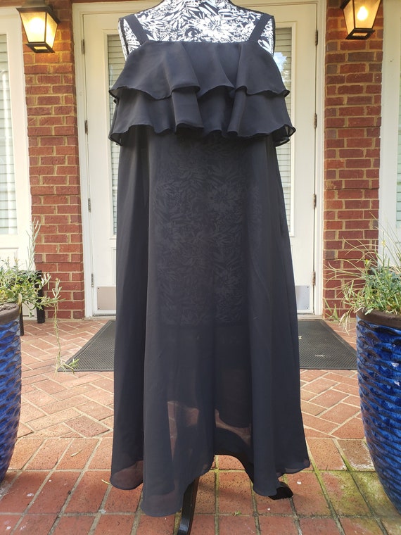 80s Vintage Black Dress with Ruffle