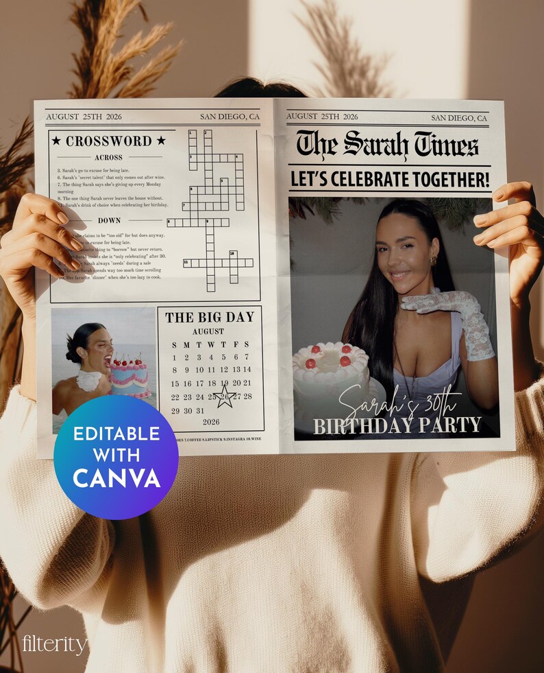K&ouml;nnte beinhalten: Eine druckbare Geburtstagseinladung im Zeitungsdesign. Die Einladung zeigt ein Foto einer Frau, ein Kreuzwortr&auml;tsel und einen Kalender. Der Text auf der Einladung lautet "The Sarah Times" und "Let's Celebrate Together!"  "Sarah's 30th Birthday Party" und "Editable with Canva".
