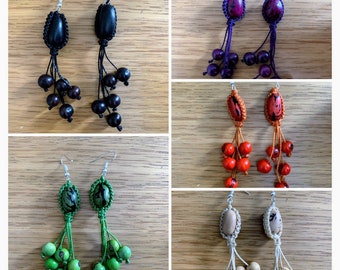 Ethnic earpiece of acai seeds