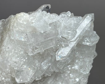 QUARTZ CRYSTAL CLUSTER Wondrous Magical Stone Double Sided Glass Clear Points Amplify Focus Transmit Transform Energy Acts Like Tuning Forks