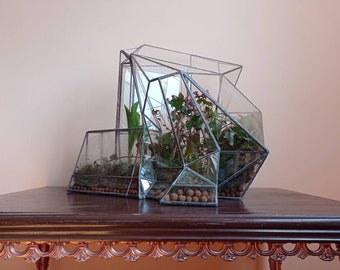 Handmade stained recycled glass terrarium 'durmitor'