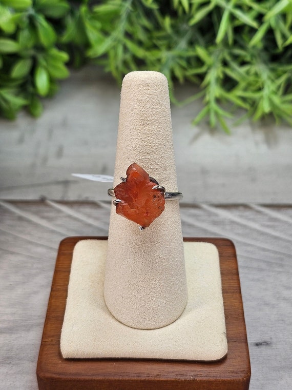Rough carnelian and 925 silver ring size 7.5 - image 2