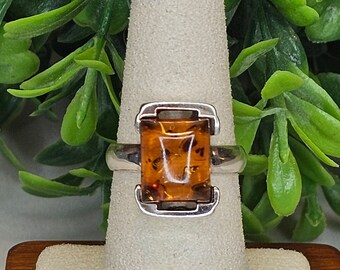 Bernstein und 925 Silber Ring Gr. 7,5