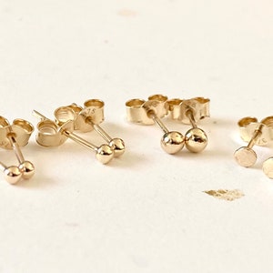 Handmade 9ct Recycled Gold Stud Earrings: Hammered Ball Dots (2-4mm)