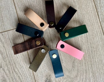 Handgefertigte Schubladengriffe aus Leder ziehen Schranktüren Schubladen Schwarz Braun Rot Naturgrau Antik Schlaufe Kinderzimmer Schublade zieht Knobs, Schrank