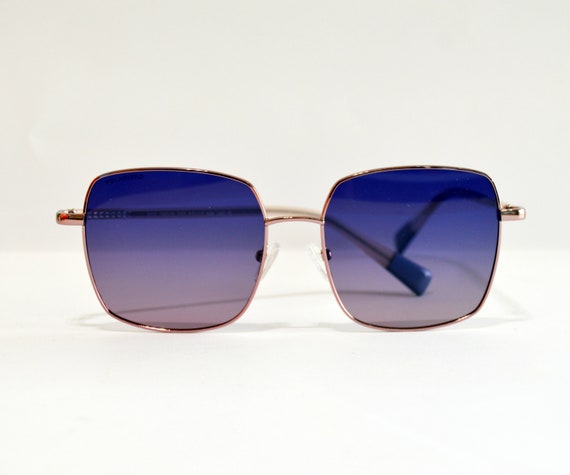 Natural teenager retro glasses