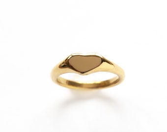 14K Gold Signet Ring, Heart Ring, Dainty Minimalist Ring