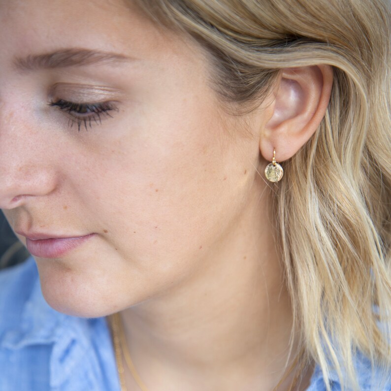 Gold drop earrings Minimalist Earrings Hammered Circle Earrings Gold Mini Disc Earrings