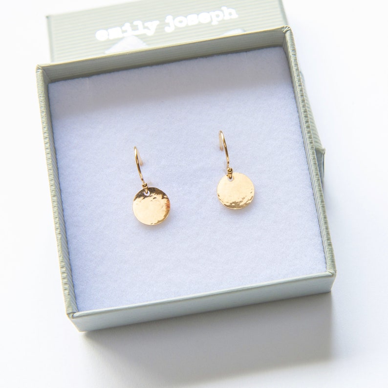 Gold drop earrings Minimalist Earrings Hammered Circle Earrings Gold Mini Disc Earrings