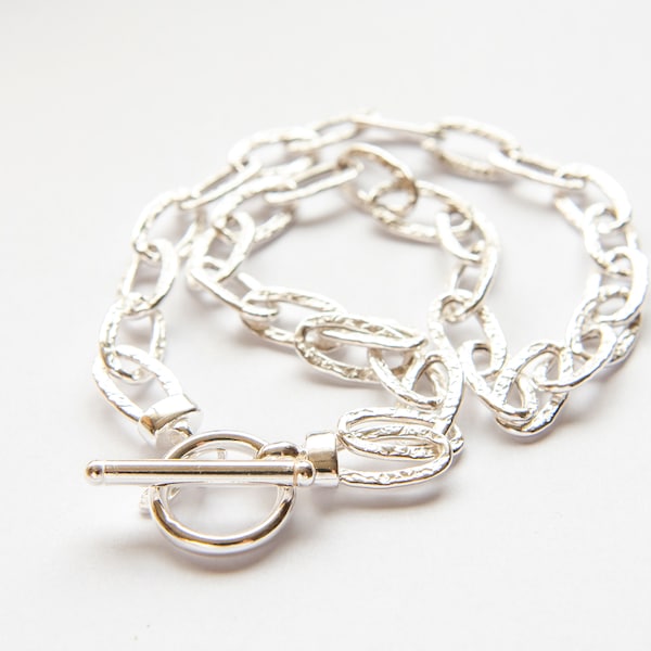 Silver Large Link Chain Necklace, Toggle Chain with Hammered finish, from Italy