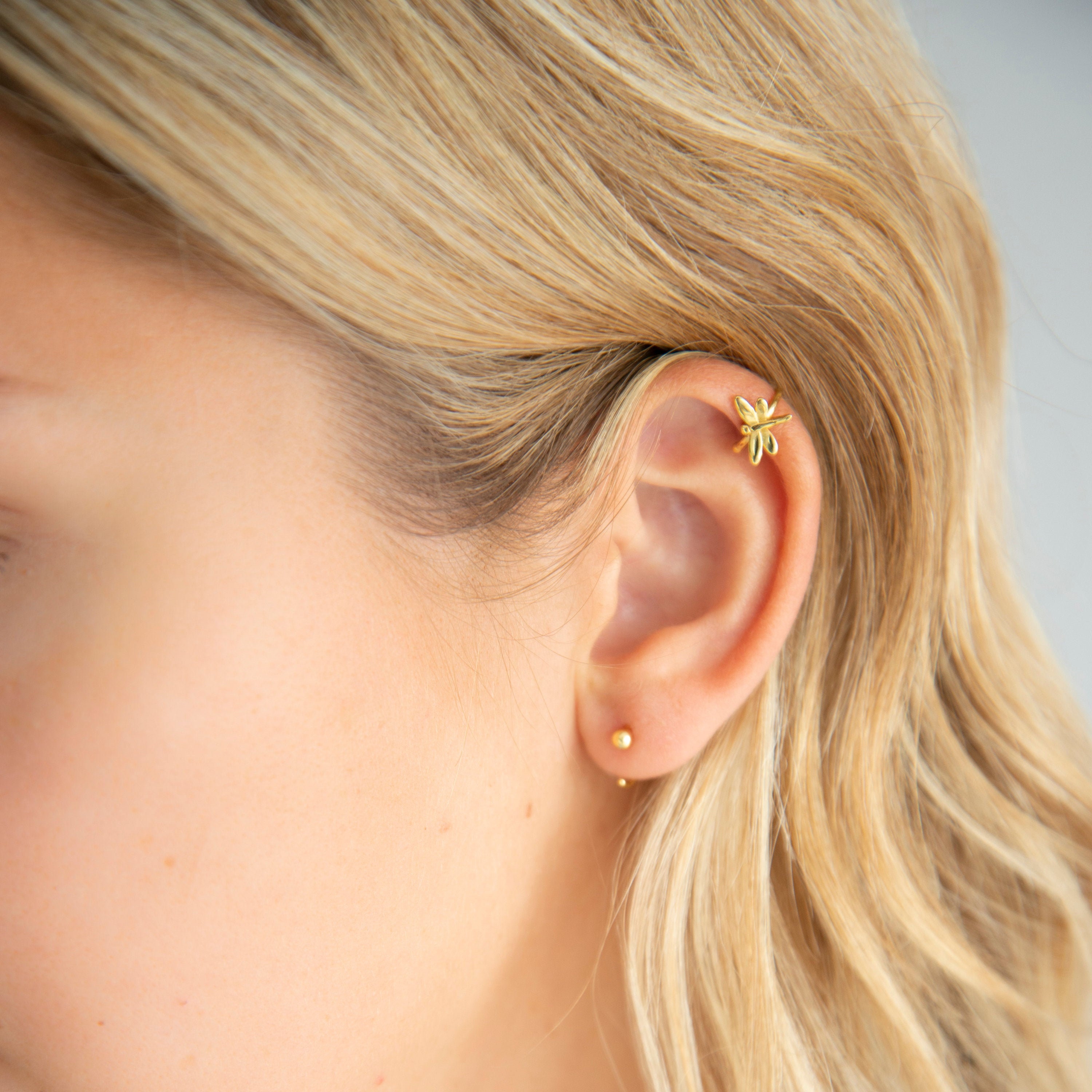 Gold Dragonfly Ear Cuff Nonpierced Earring Crawler Ear Etsy