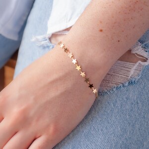 Star Bracelet, Gold Sparkly chain, Constellation Bracelet, Graduation, Teen Christmas Gift, Gold layering Bracelet